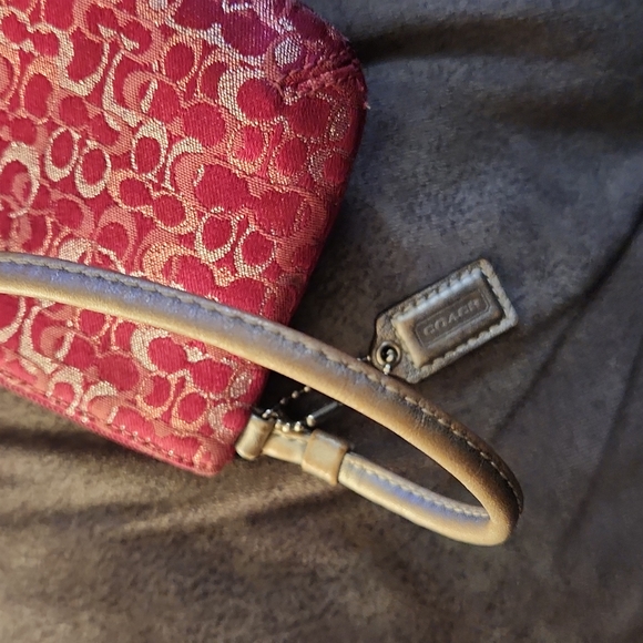 Coach Signature Wristlet, Metallic Raspberry Color - Picture 7 of 8